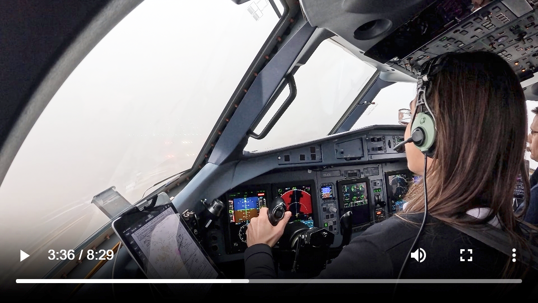 TAROM Romanian Air Transport ATR-72 approach & landing at Cluj